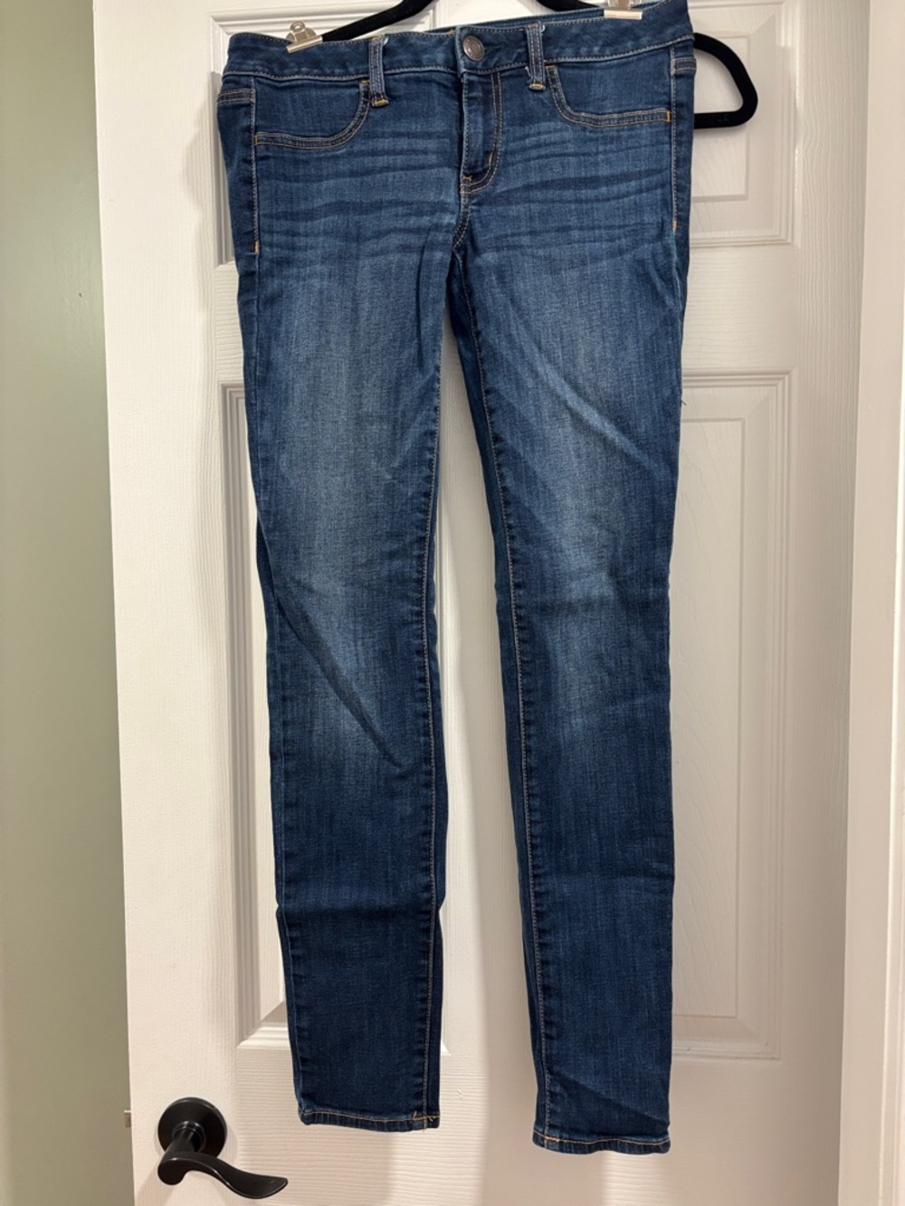 American Eagle Outfitters Dark Wash Skinny Jeans